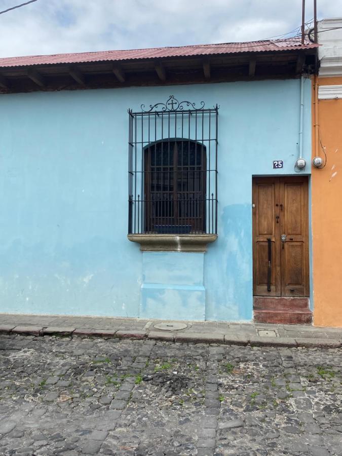 El Extranjero Hostal Antigua Eksteriør bilde